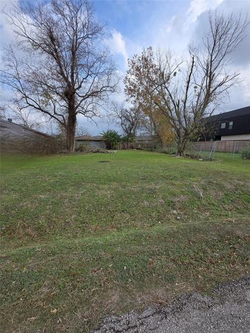 4204 Cortlandt Street, Houston, TX 77018