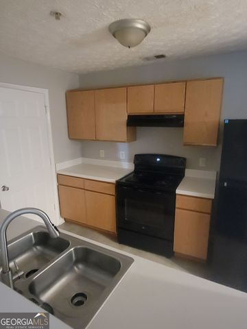 2204 Fairington Village Drive, Lithonia, GA 30038