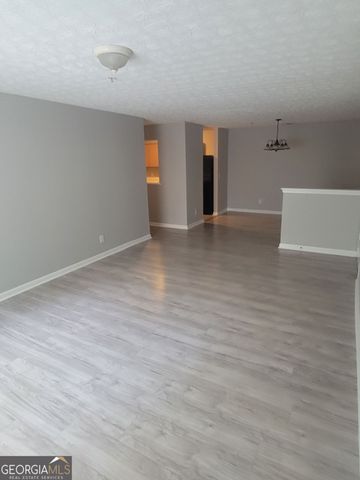 2204 Fairington Village Drive, Lithonia, GA 30038