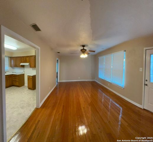 631 Monticello, San Antonio, TX 78223