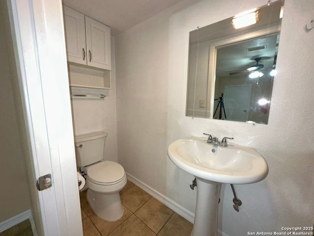 631 Monticello, San Antonio, TX 78223