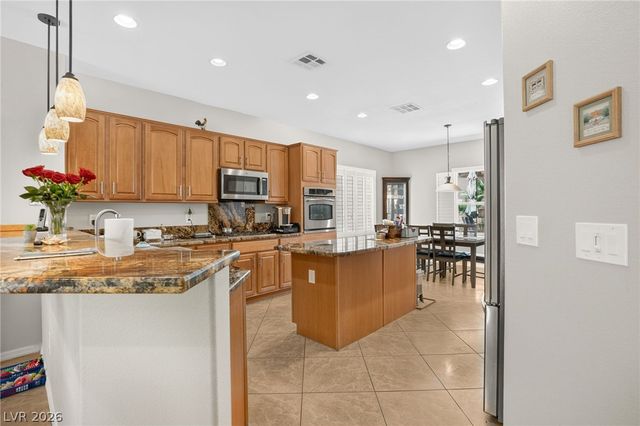 2517 Black River Falls Drive, Henderson, NV 89044