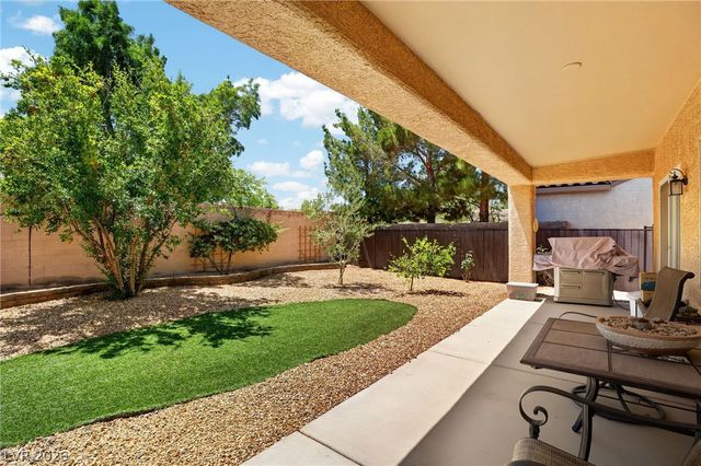 2517 Black River Falls Drive, Henderson, NV 89044