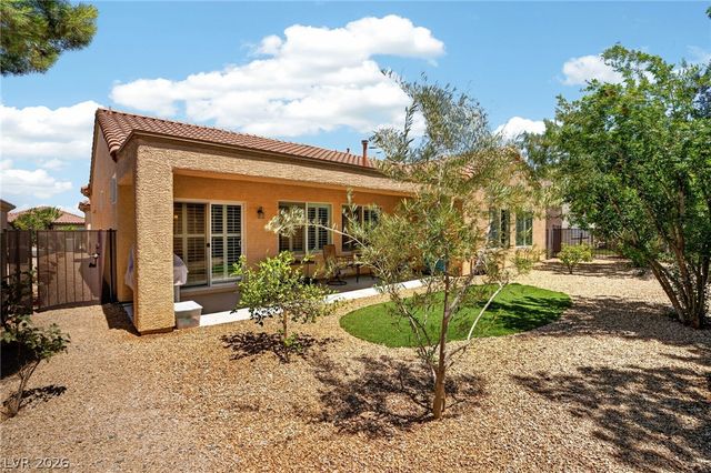 2517 Black River Falls Drive, Henderson, NV 89044