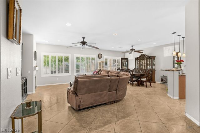 2517 Black River Falls Drive, Henderson, NV 89044
