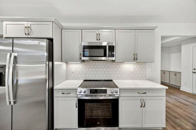 6324 N Highway 17, Awendaw, SC 29429