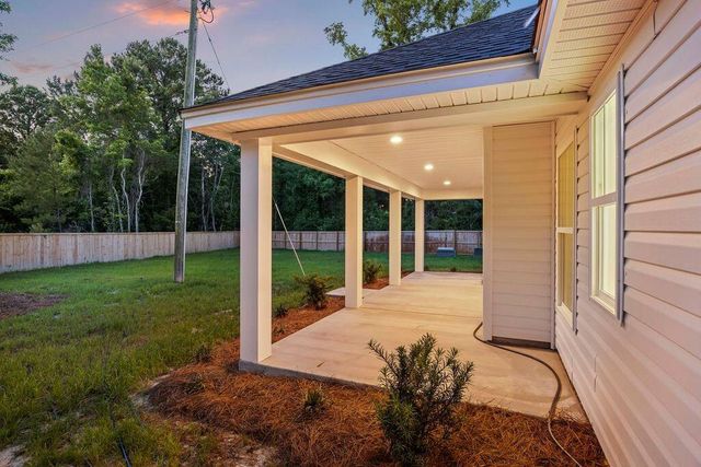 6324 N Highway 17, Awendaw, SC 29429