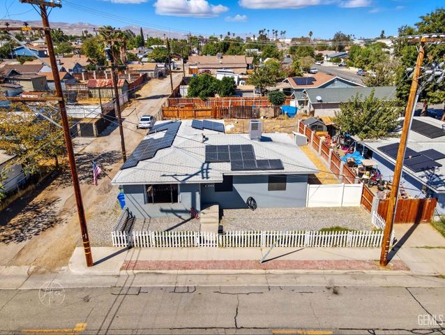 615 2nd Street, Taft, CA 93268
