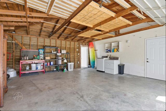 615 2nd Street, Taft, CA 93268