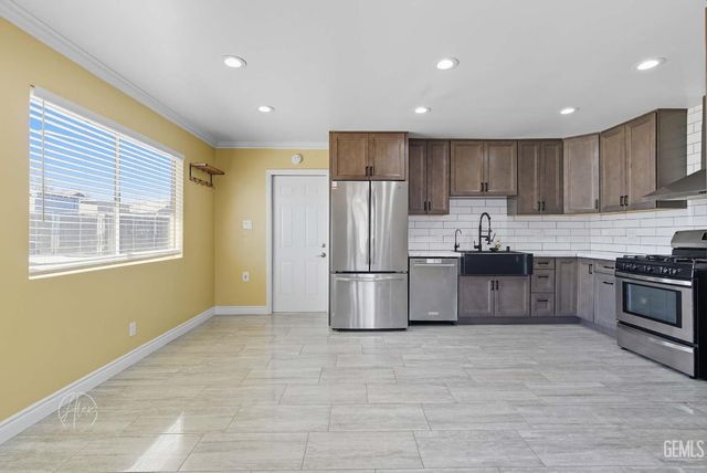 615 2nd Street, Taft, CA 93268