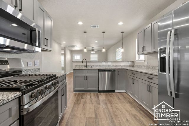 4711 VAQUERO CRK, Von Ormy, TX 78073