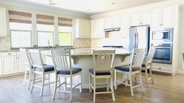 39158 Steeplechase Ln., Temecula, CA 92591