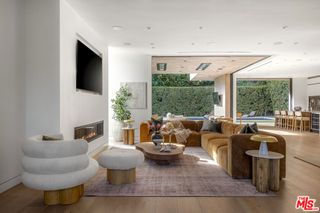 1845 Coldwater Canyon Drive, Beverly Hills, CA 90210