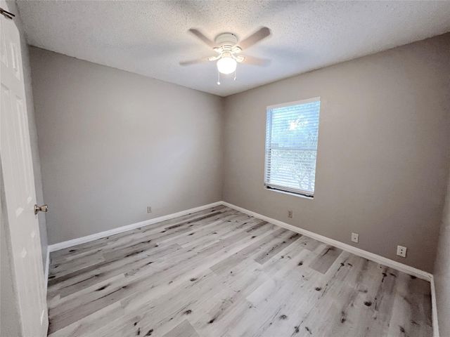 9900 Hundred Oaks CIR B, Austin, TX 78750