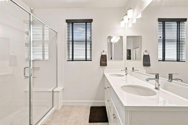 59 Autumn Ln, Pittsburg, CA 94565