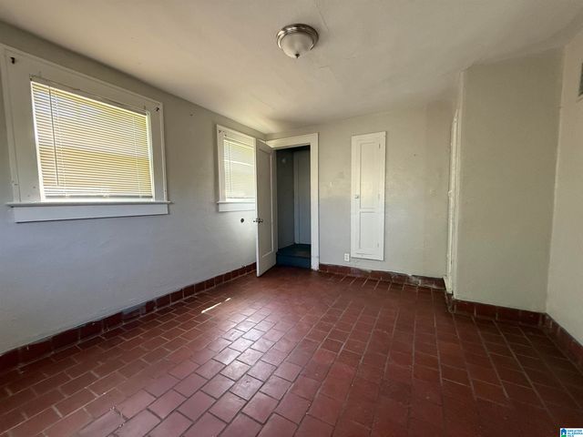 632 OAKLAND AVENUE, Fairfield, AL 35064