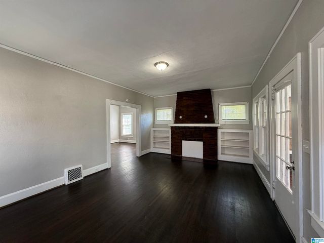 632 OAKLAND AVENUE, Fairfield, AL 35064