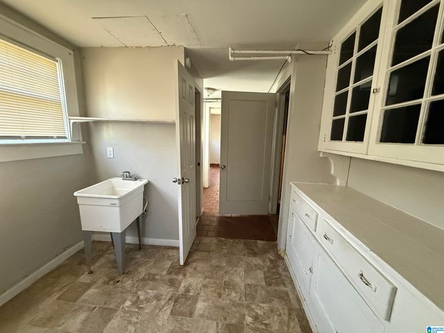 632 OAKLAND AVENUE, Fairfield, AL 35064