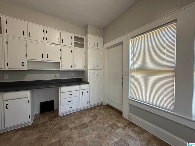 632 OAKLAND AVENUE, Fairfield, AL 35064