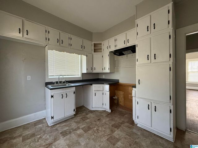 632 OAKLAND AVENUE, Fairfield, AL 35064