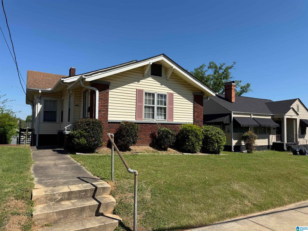 632 OAKLAND AVENUE, Fairfield, AL 35064