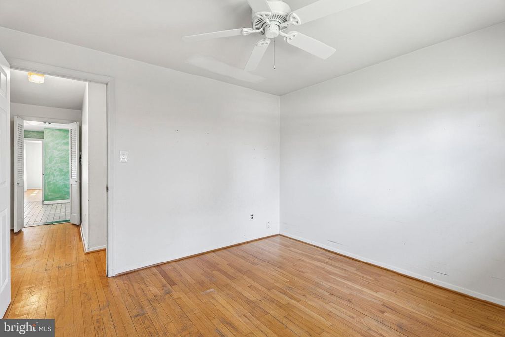 Image 16 of property listing at 2407 EASTRIDGE RD, Lutherville Timonium, MD 21093