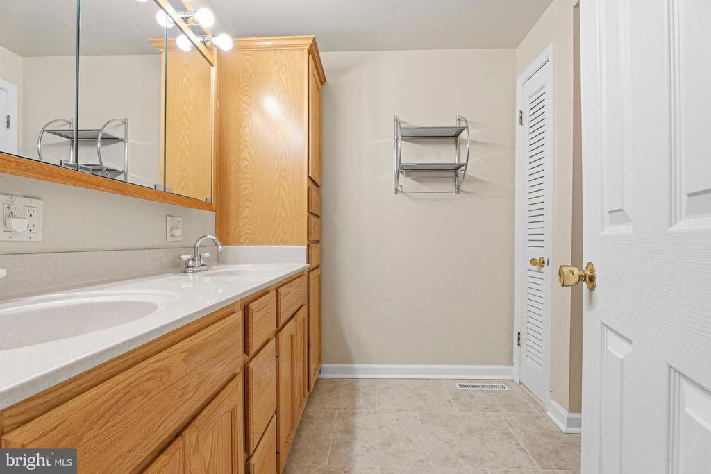 Image 25 of property listing at 2407 EASTRIDGE RD, Lutherville Timonium, MD 21093