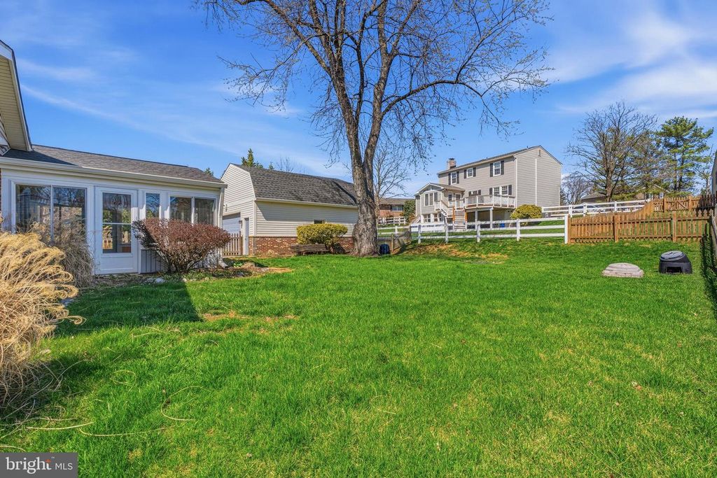 Image 34 of property listing at 2407 EASTRIDGE RD, Lutherville Timonium, MD 21093