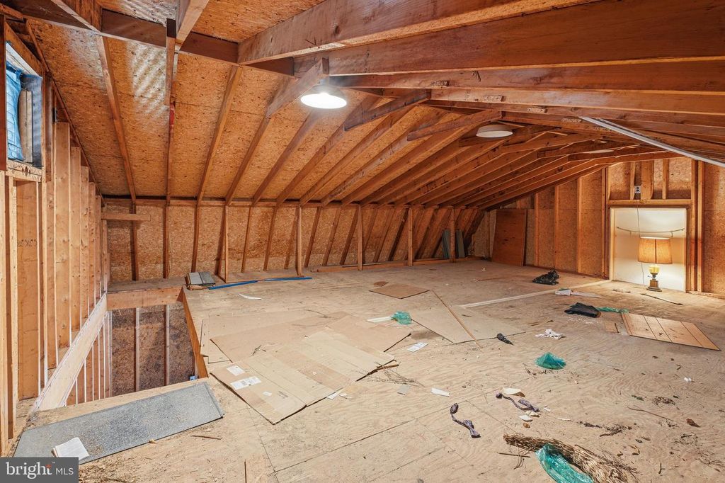 Image 37 of property listing at 2407 EASTRIDGE RD, Lutherville Timonium, MD 21093