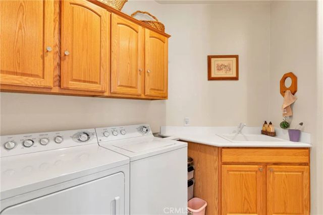 11170 Avonlea Road, Apple Valley, CA 92308