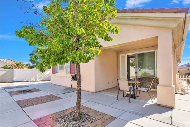 11170 Avonlea Road, Apple Valley, CA 92308