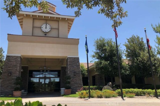 11170 Avonlea Road, Apple Valley, CA 92308