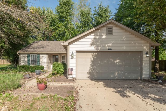 108 Meadowview Drive, Mooresville, IN 46158