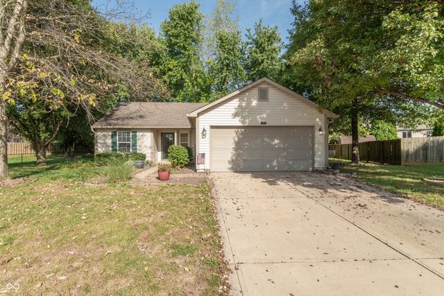 108 Meadowview Drive, Mooresville, IN 46158