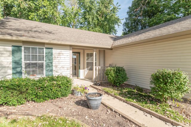 108 Meadowview Drive, Mooresville, IN 46158