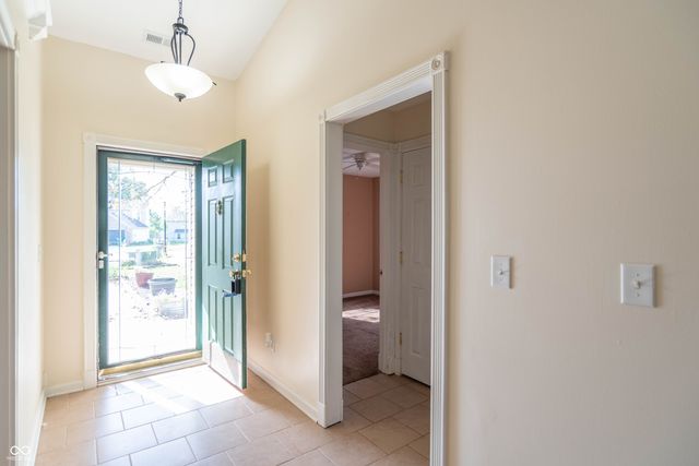 108 Meadowview Drive, Mooresville, IN 46158