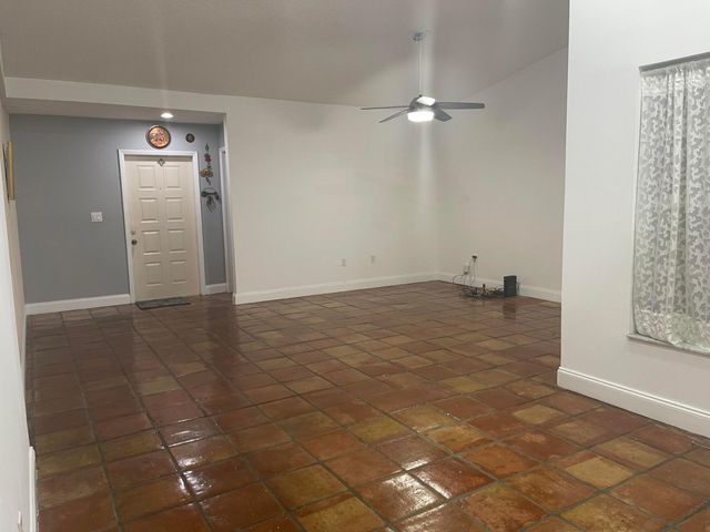 19823 NW 64th Place, Hialeah, FL 33015