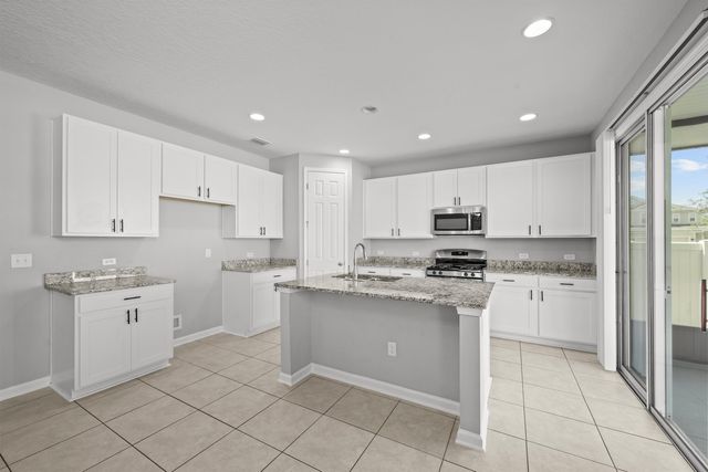 82 Willow Lake Dr, St Augustine, FL 32092