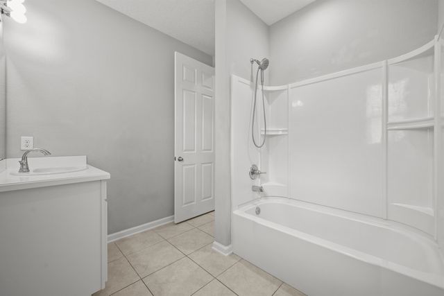 82 Willow Lake Dr, St Augustine, FL 32092