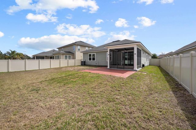 82 Willow Lake Dr, St Augustine, FL 32092