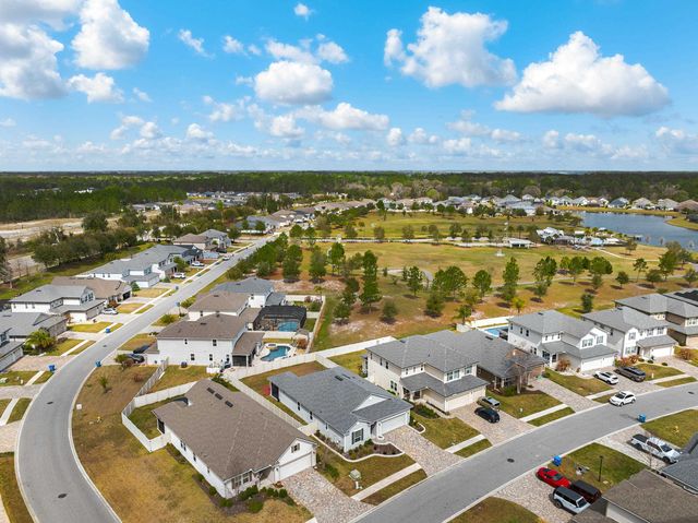 82 Willow Lake Dr, St Augustine, FL 32092