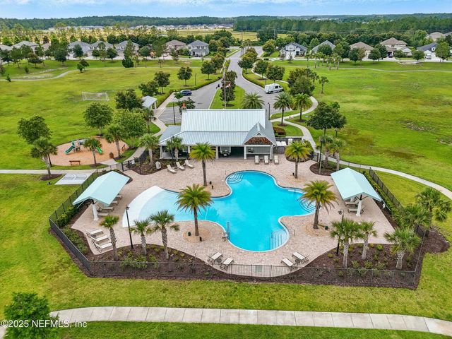 82 Willow Lake Dr, St Augustine, FL 32092