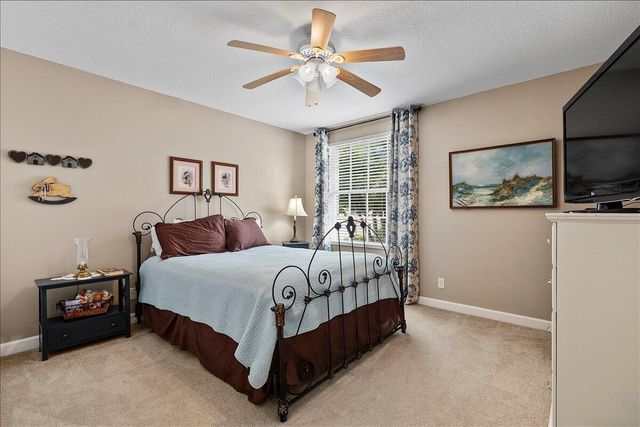 135 Hamilton Terrace, West Palm Beach, FL 33414