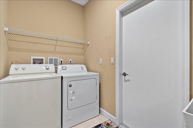 135 Hamilton Terrace, West Palm Beach, FL 33414