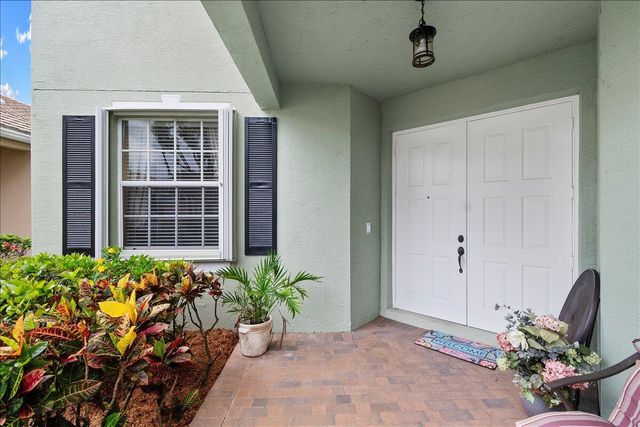 135 Hamilton Terrace, West Palm Beach, FL 33414