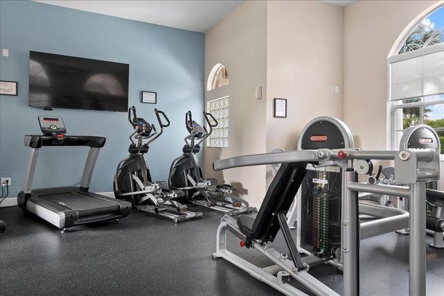 135 Hamilton Terrace, West Palm Beach, FL 33414