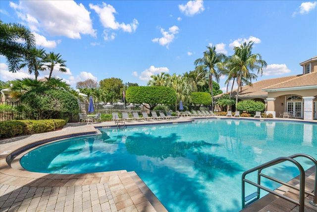 135 Hamilton Terrace, West Palm Beach, FL 33414