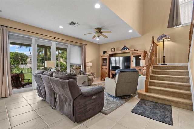 135 Hamilton Terrace, West Palm Beach, FL 33414