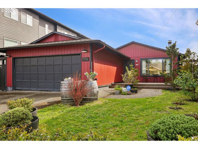 7134 N GREENWICH Ave, Portland, OR 97217