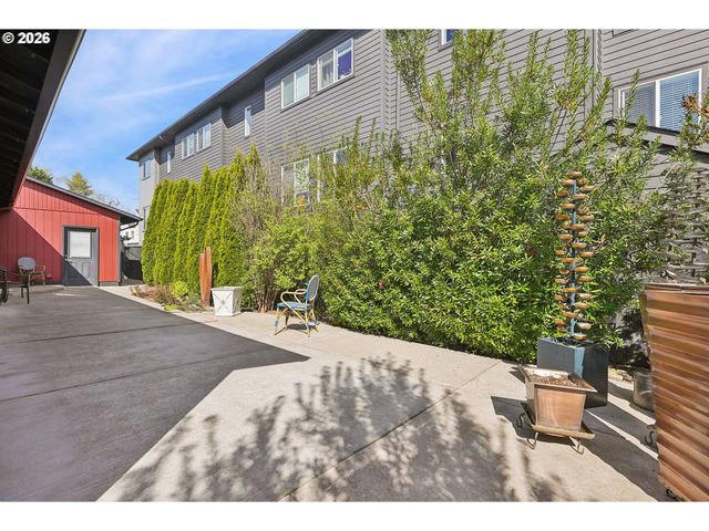 7134 N GREENWICH Ave, Portland, OR 97217